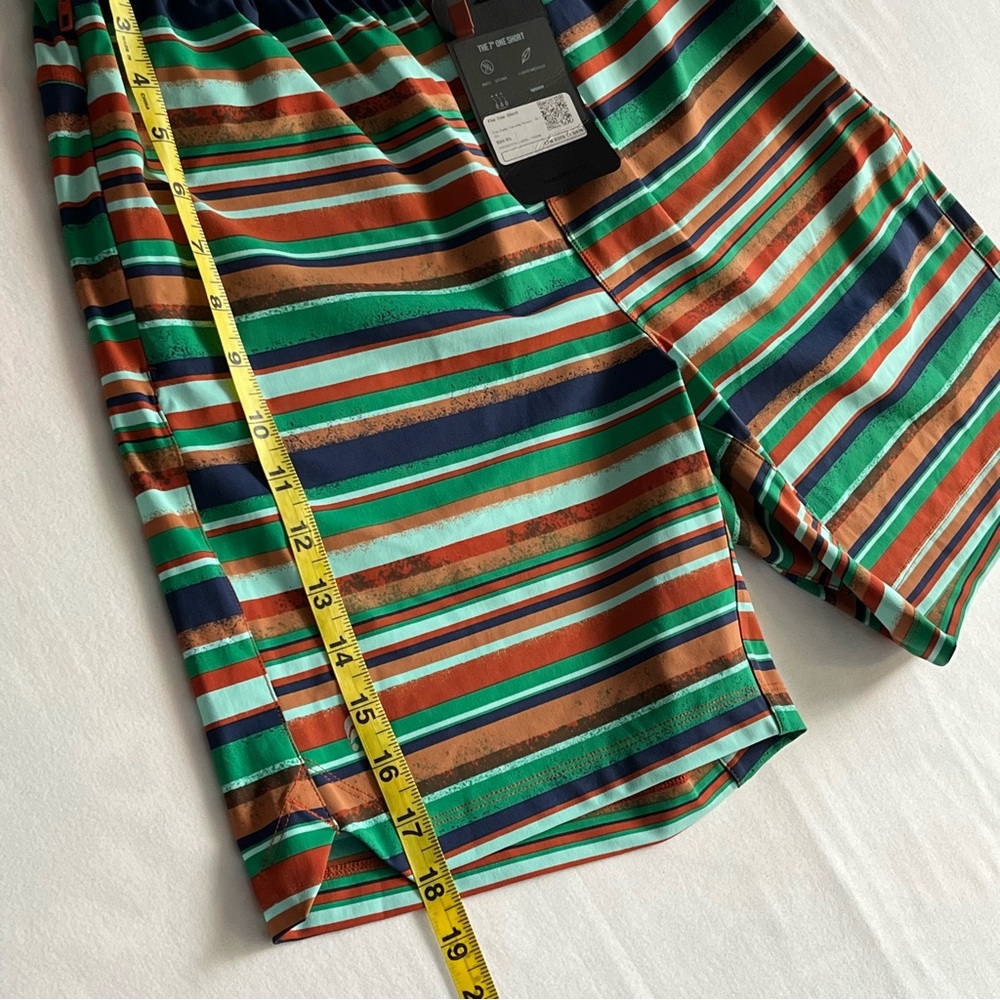 Fabletics The One‎ Short M Stripe Iron Earth Athletic Golf Training Multicolored - Picture 7 of 9